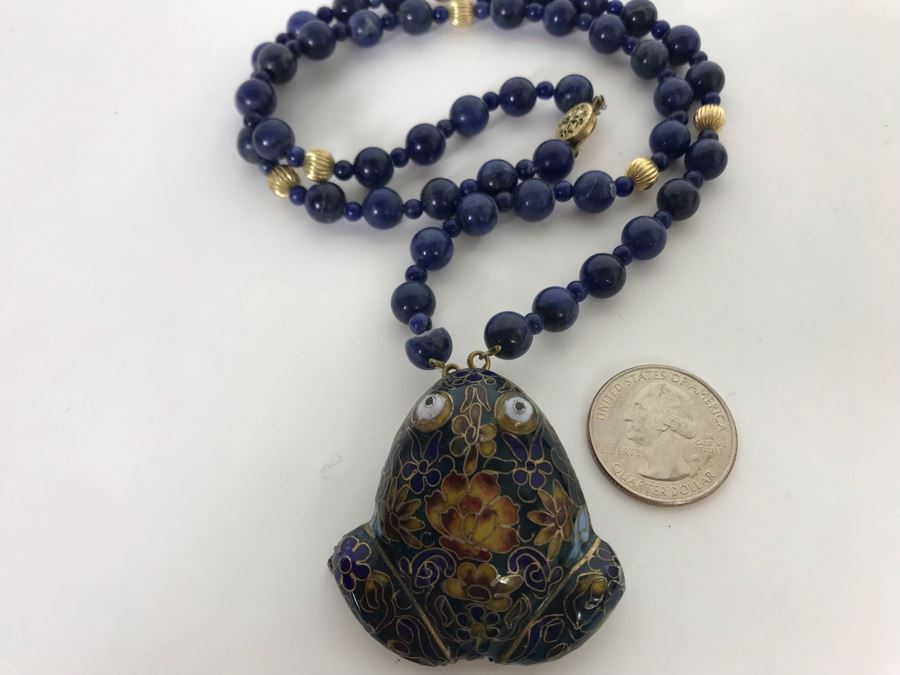 Cloisonne Figural Frog Pendant Necklace [Photo 3]