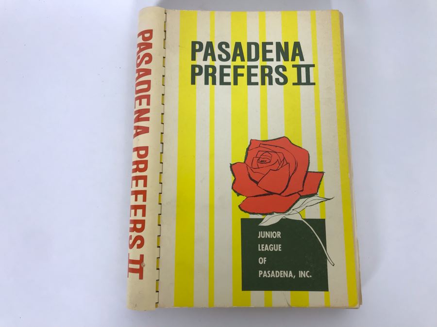 1970 Junior League Of Pasadena - Pasadena Prefers II Cookbook [Photo 1]