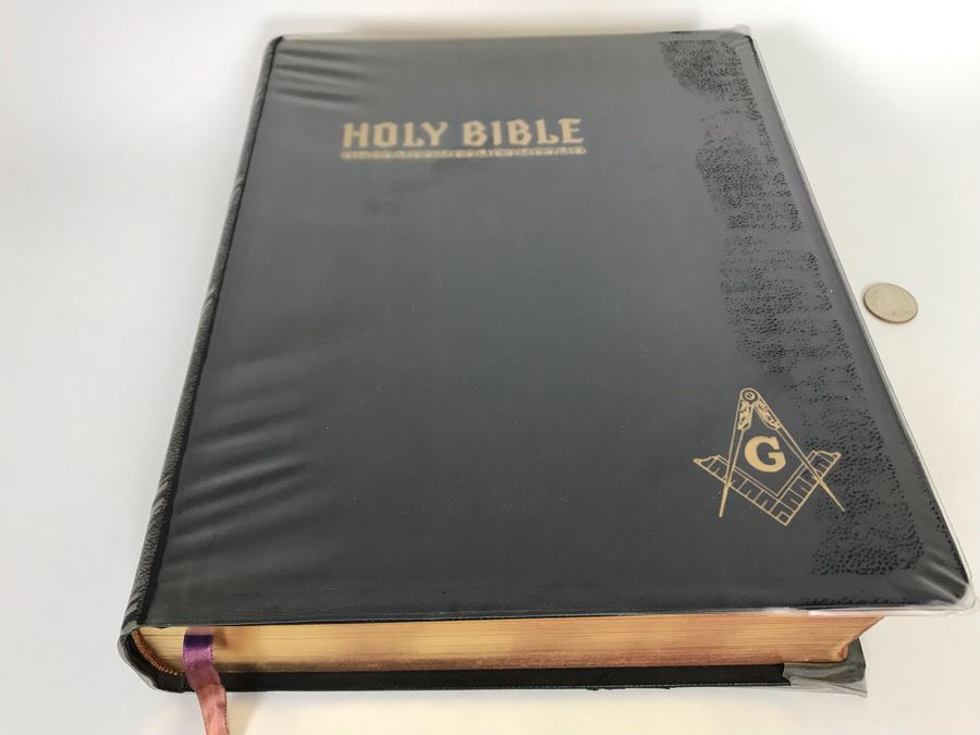 1951 Like New Large Masonic Holy Bible School And Library Reference Edition Red Letter Edition Hertel 10W X 12H X 2.5D [Photo 4]