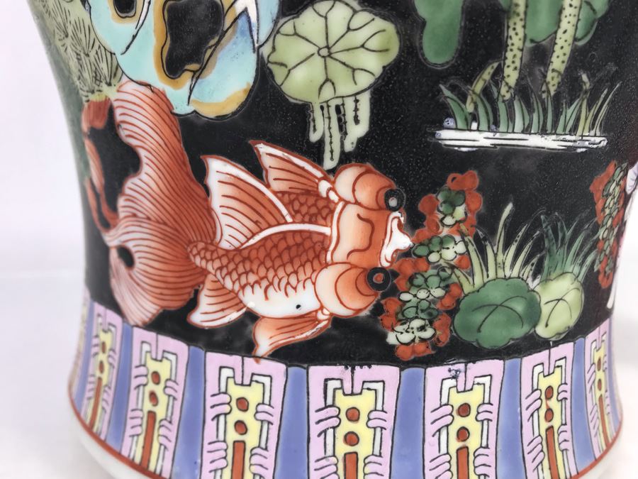 Large Chinese Lidded Porcelain Jar Made In Hong Kong 20H X 12W [Photo 3]