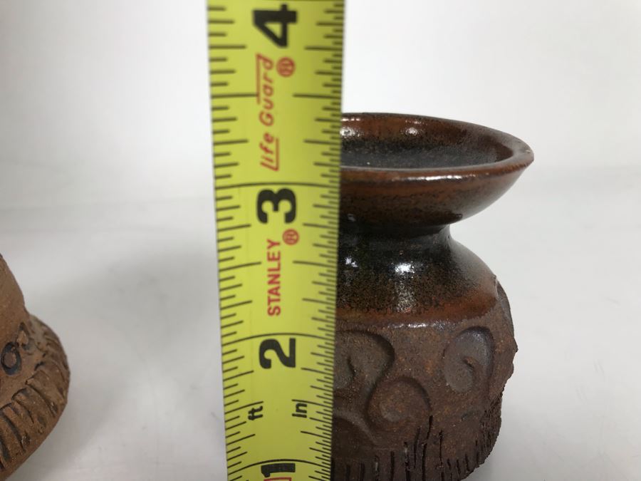 (3) Pieces Of Signed Joan Thorburn Art Pottery Candle Holders With Large Spicy Apple Botanical Candle 5H-3H [Photo 13]