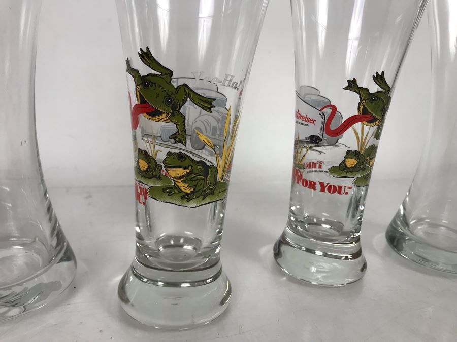 Pair Of Erdinger Beer Glasses And Pair Of Budweiser Advertising Beer Glasses [Photo 5]