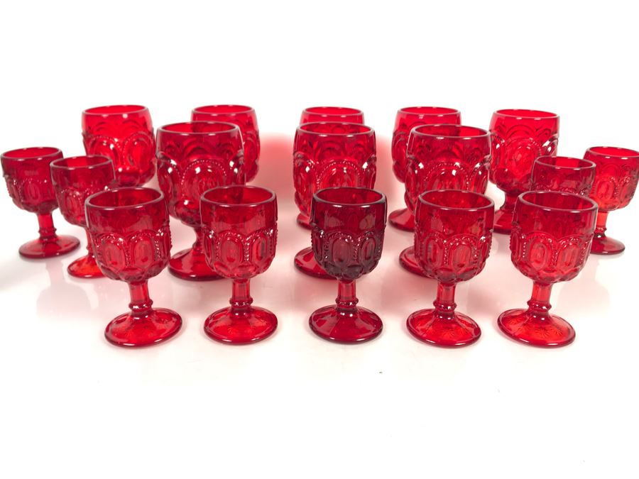 (17) Red Glasses Stemware 6H And 4.5H [Photo 1]