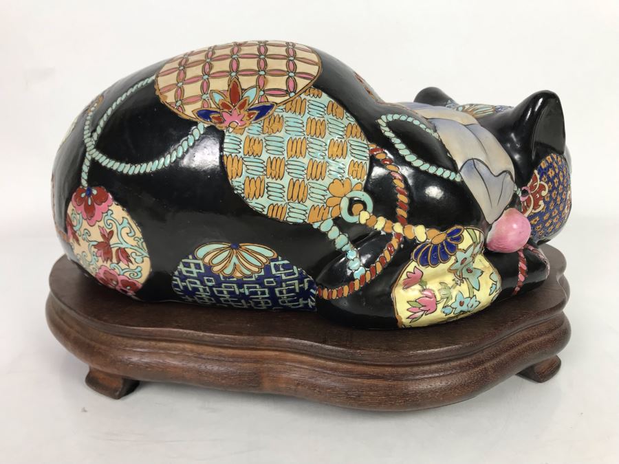 Large Chinese Porcelain Cat Sculpture Figurine With Custom Wooden Stand 14W X 8D X 7.5H [Photo 7]