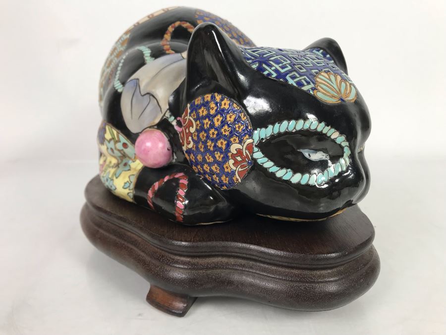 Large Chinese Porcelain Cat Sculpture Figurine With Custom Wooden Stand 14W X 8D X 7.5H [Photo 8]