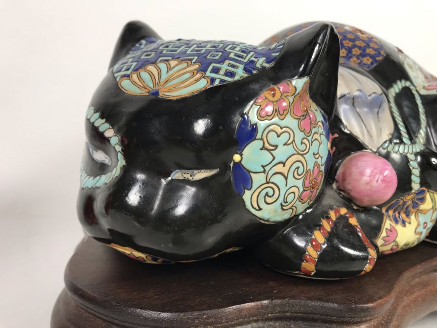 Large Chinese Porcelain Cat Sculpture Figurine With Custom Wooden Stand