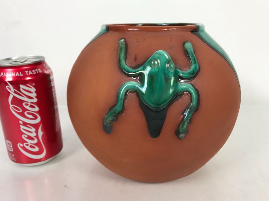 Art Pottery With Relief Figural Frog 9W X 6.5H