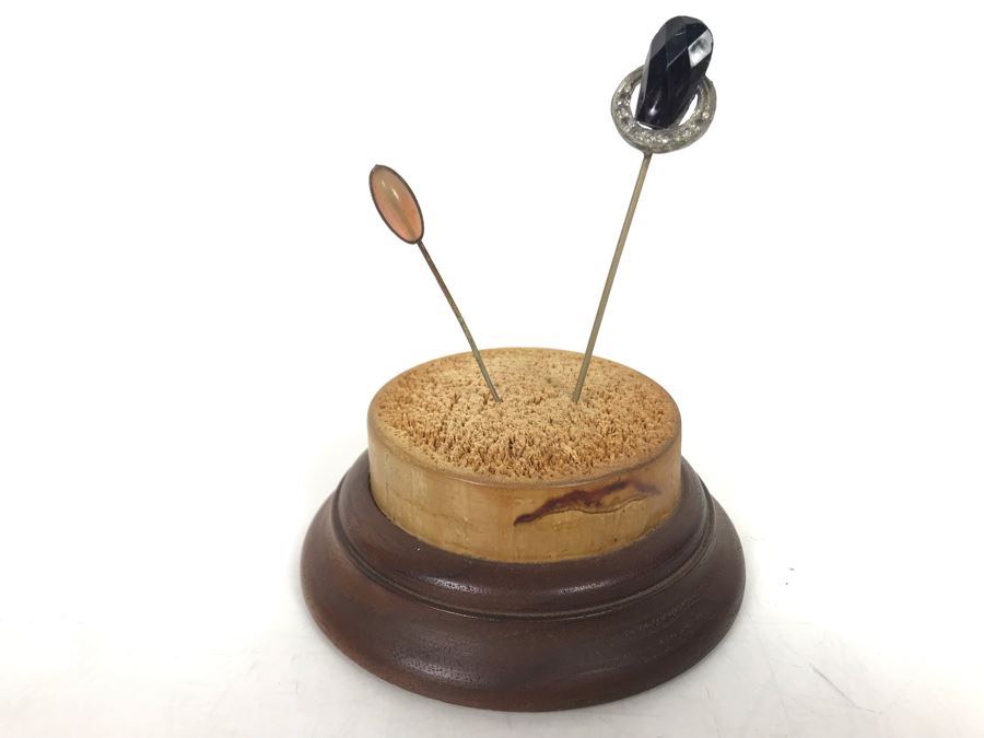 Vintage Wooden Hairpin Holder 4R With (2) Vintage Hat Pins [Photo 1]