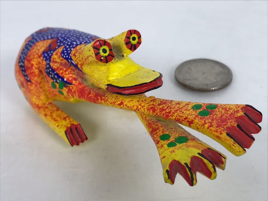 Oaxacan Wood Carved Frog Signed By Pablo Sosa Hernandez 4W X 1.5D X 1.5H [Photo 2]
