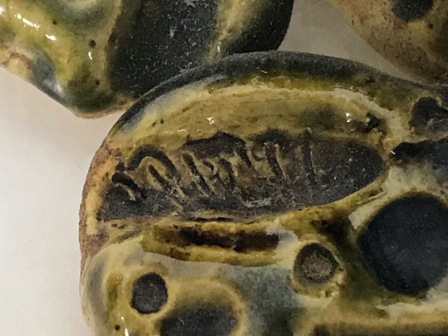 Signed Art Pottery Frog Sculpture 4.5W X 4D X 3H [Photo 8]