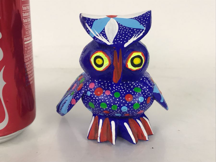 Signed Oaxacan Wood Carving Of Owl 3.5H