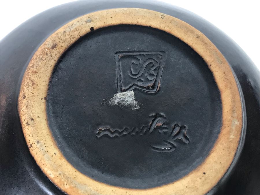 Signed Art Pottery Vase 6H X 5.5W [Photo 9]