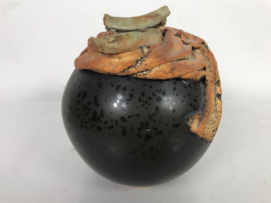 Signed Art Pottery Vase 6H X 5.5W [Photo 4]