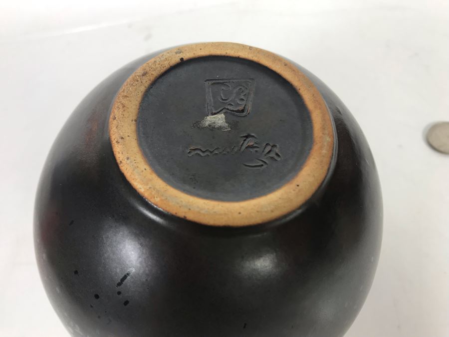 Signed Art Pottery Vase 6H X 5.5W [Photo 7]