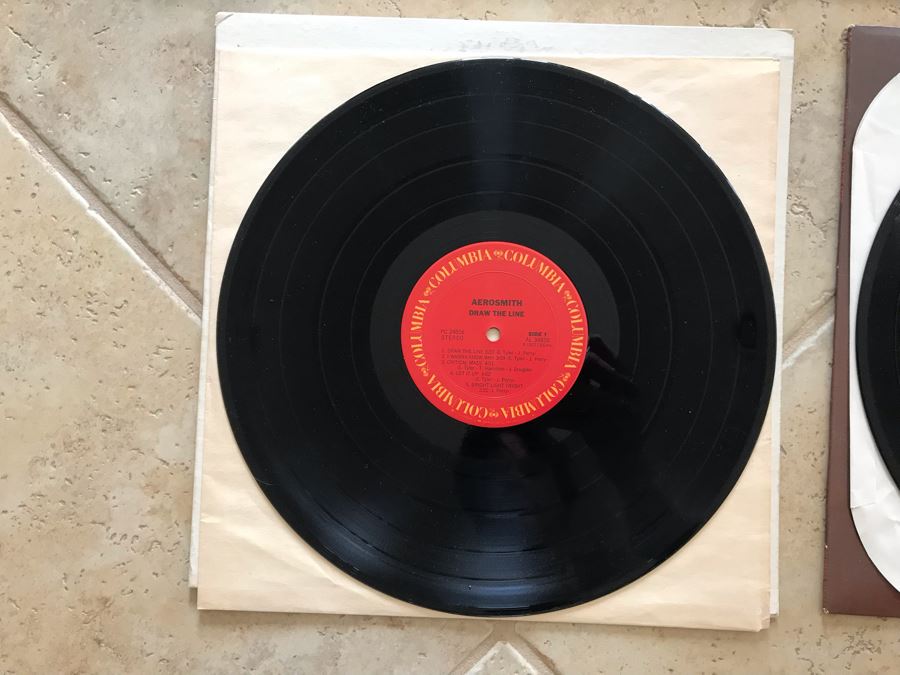 (5) Aerosmith Vinyl Records: Toys In The Attic, Draw The Line, Rock In A Hard Place, Rocks And Night In The Ruts [Photo 17]