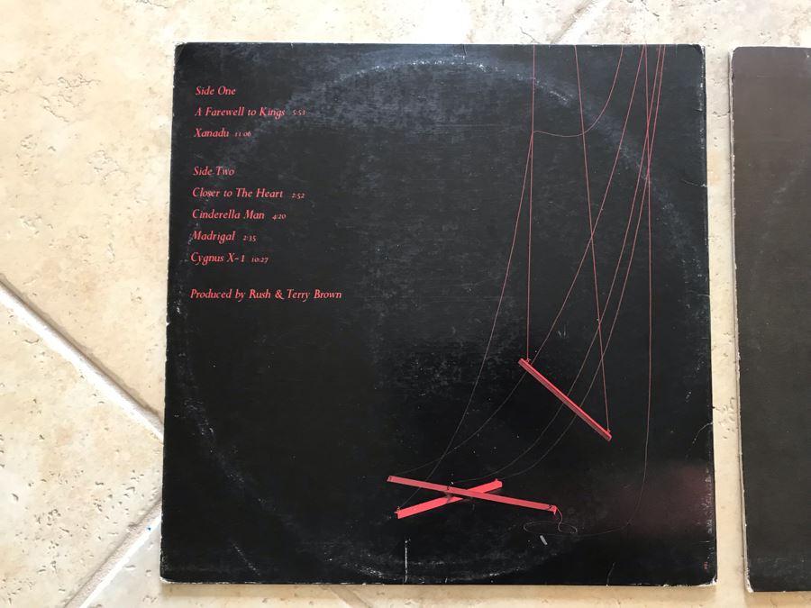 (3) RUSH Vinyl Records: 2112, Signals And A Farewell To Kings [Photo 10]