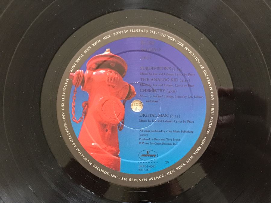 (3) RUSH Vinyl Records: 2112, Signals And A Farewell To Kings [Photo 14]
