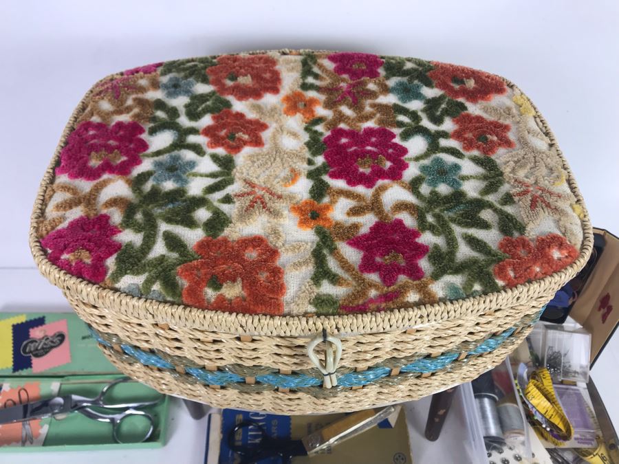 Vintage Mid-Century Footed Sewing Box With Various Sewing Supplies Including Wiss Shears - See Photos [Photo 3]
