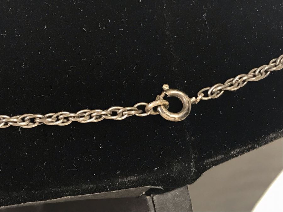 Sterling Silver Cross Pendant With Sterling Silver Chain Necklace 14.3g [Photo 5]