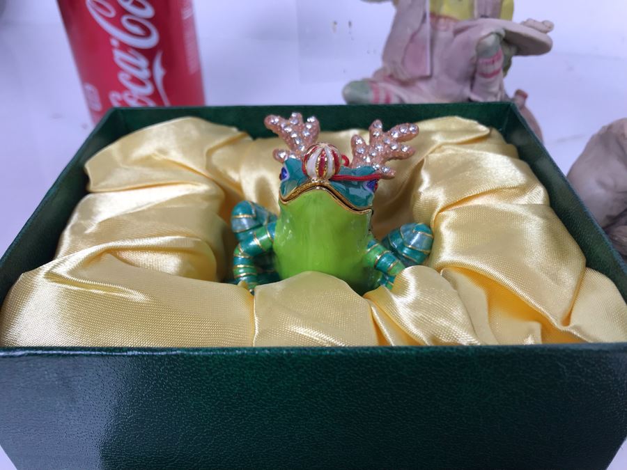 Department 56 Bejeweled Collection, Royal Albert Beatrix Potter Figurine And (4) Tillie Frog Sculptures By Jessica DeStefano [Photo 6]