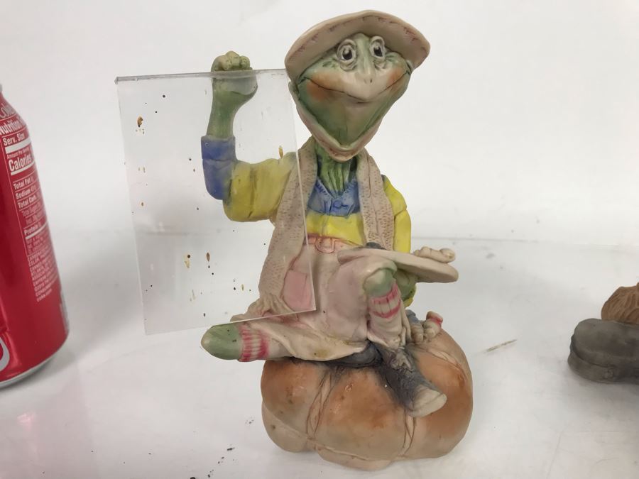 Department 56 Bejeweled Collection, Royal Albert Beatrix Potter Figurine And (4) Tillie Frog Sculptures By Jessica DeStefano [Photo 11]