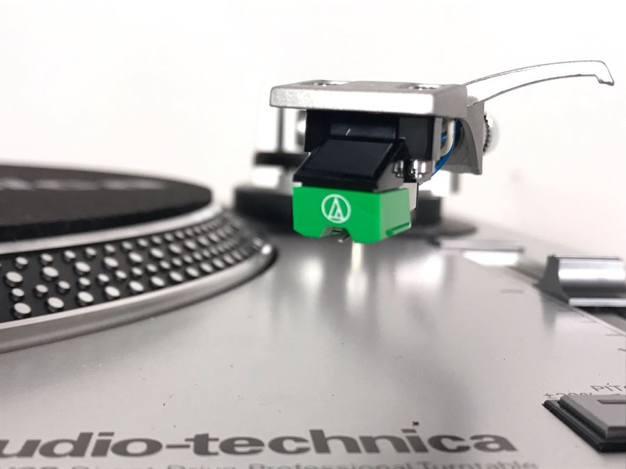 Audio-Technica Direct Drive Professional Turntable Record Player Model AT-LP120-USB [Photo 6]