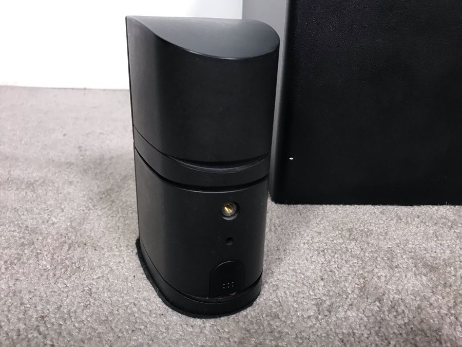 BOSE Acoustimass 5 Series III Speaker System Working [Photo 8]