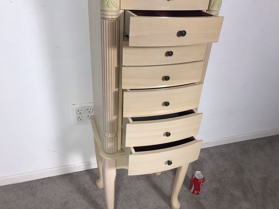 Worthington Footed Freestanding Jewelry Box Retails $200 [Photo 8]