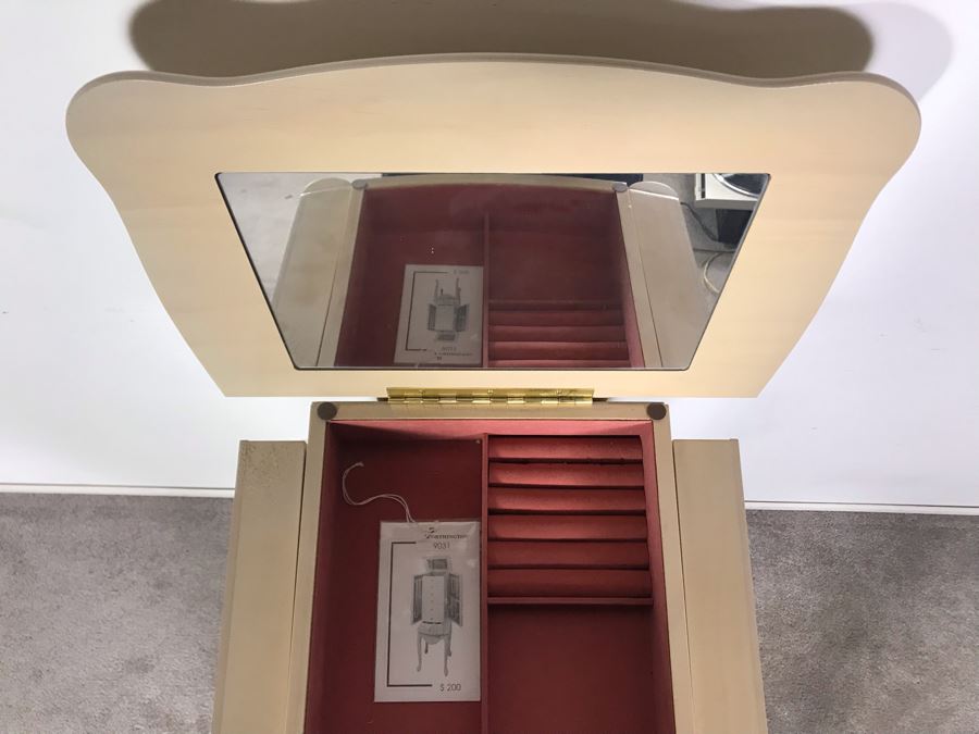 Worthington Footed Freestanding Jewelry Box Retails $200 [Photo 6]