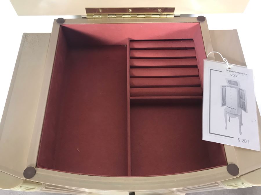 Worthington Footed Freestanding Jewelry Box Retails $200 [Photo 3]