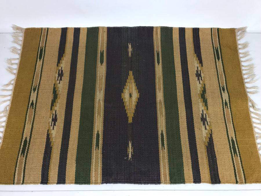 Vintage Southwestern Native American Rug 36W X 24D [Photo 4]
