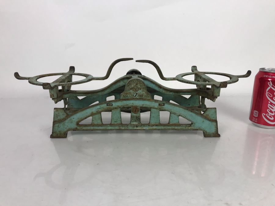 Vintage Cast Iron Scale 19W X 7D X 6.5H [Photo 2]