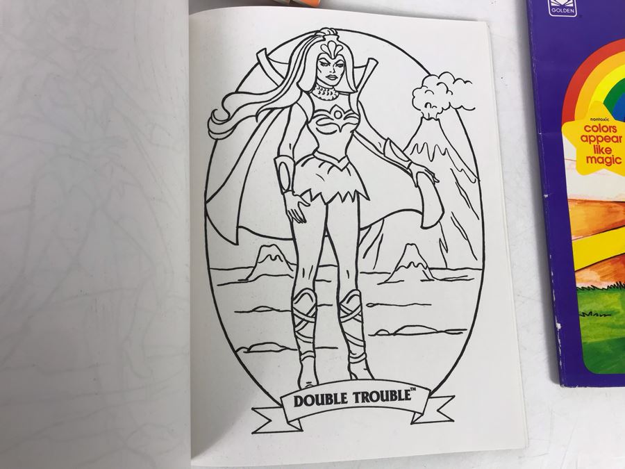 Vintage New Old Stock Paint With Water / Coloring Books: (7) Super Heroes: Batman, Superman, Wonder Woman, (3) Pricess Power And (2) Masters Of The Universe [Photo 13]