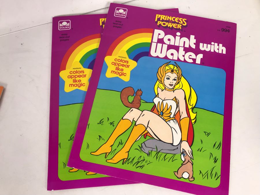 Vintage New Old Stock Paint With Water / Coloring Books: (7) Super Heroes: Batman, Superman, Wonder Woman, (3) Pricess Power And (2) Masters Of The Universe [Photo 8]