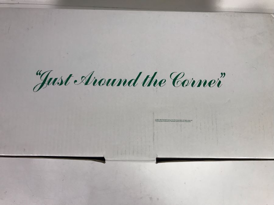 New In Box Danbury Mint Shirley Temple Doll 'Just Around The Corner' 19'H [Photo 8]