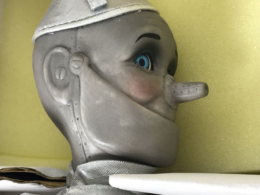 New In Box Ashton-Drake Galleries 'The Tin Man' Doll From The Wonderful Wizard Of Oz 17'H [Photo 5]