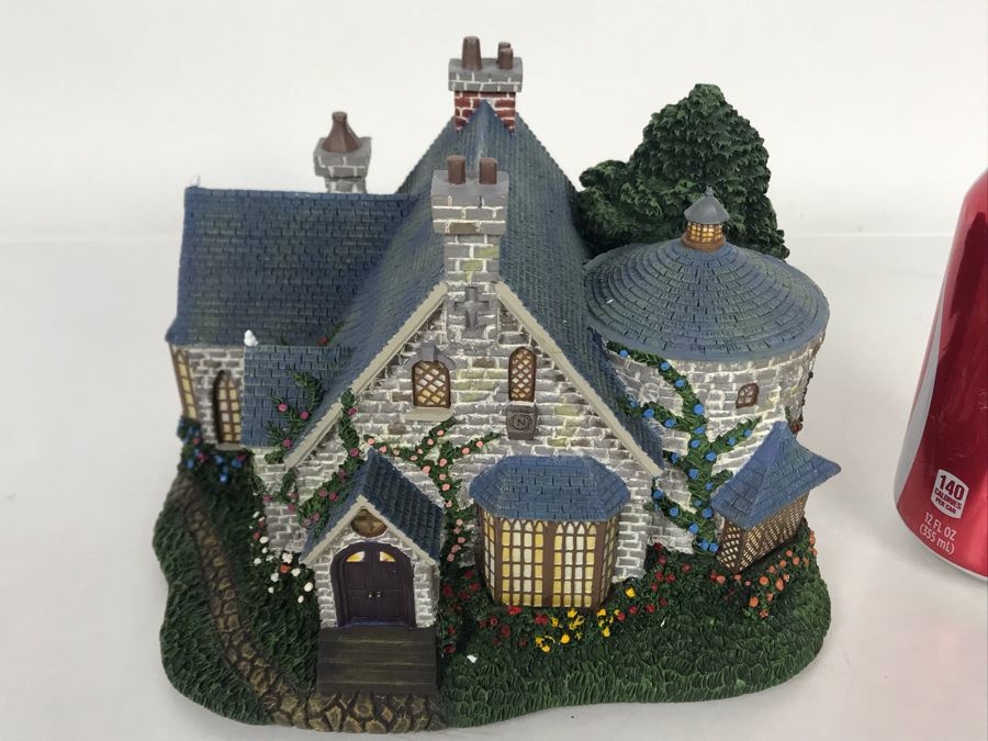 Thomas Kinkade Hawthorne Lamplight Manor Lighted Village Sculpture Figurine (Missing Electric Light Cord) [Photo 2]