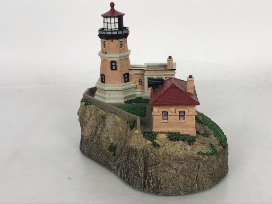 Danbury Mint Split Rock Lighthouse Split Rock State Park, Minnesota Sculpture Figurine [Photo 6]