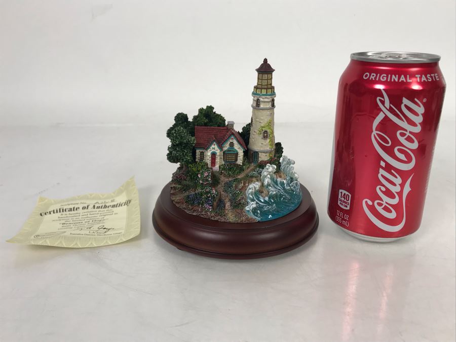 Thomas Kinkade Hawthorne Village Beacons Of Hope Lighthouse Sculpture Figurine [Photo 10]
