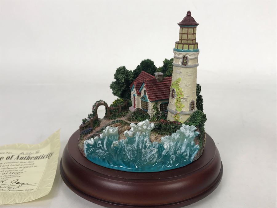Thomas Kinkade Hawthorne Village Beacons Of Hope Lighthouse Sculpture Figurine [Photo 4]