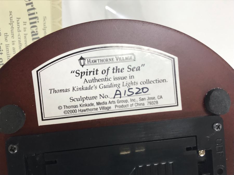 Thomas Kinkade Hawthorne Village Spirit Of The Sea Lighthouse Sculpture Figurine [Photo 10]