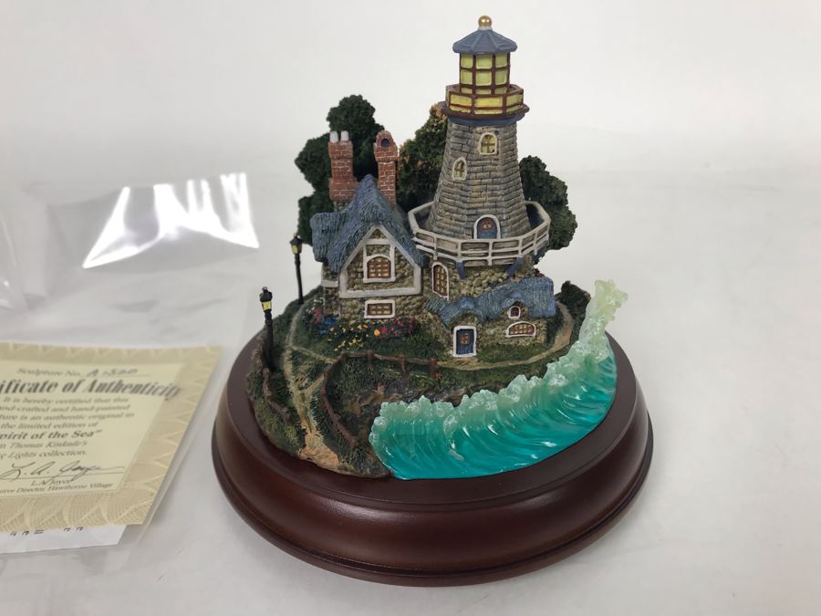 Thomas Kinkade Hawthorne Village Spirit Of The Sea Lighthouse Sculpture Figurine [Photo 3]