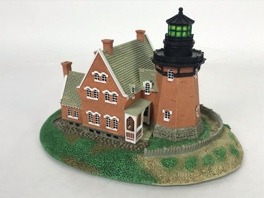 Danbury Mint Block Island Southeast Lighthouse Sculpture Figurine [Photo 4]