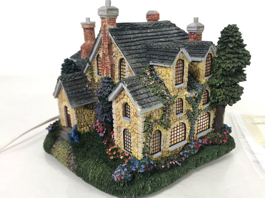 Thomas Kinkade Hawthorne Village Spring Gate Manor Village Sculpture Figurine [Photo 3]