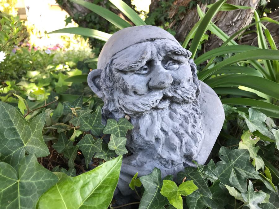 Resin Garden Gnome By Hen-Feathers 12H [Photo 1]