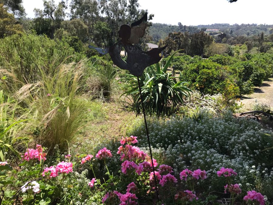 Metal Angelic Garden Sculpture 36H X 11W [Photo 5]