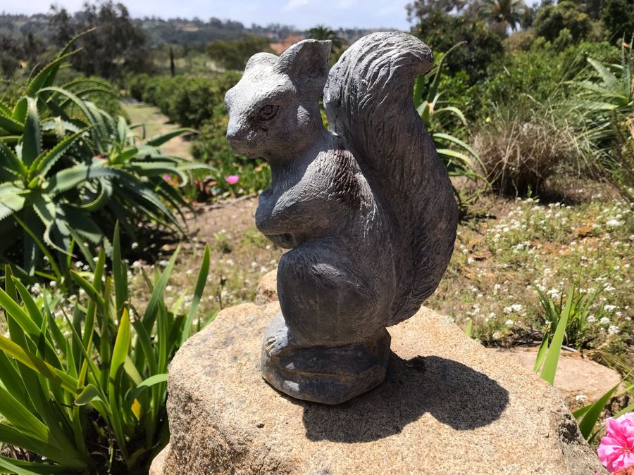 Cement Squirrel Garden Sculpture Statuary [Photo 1]