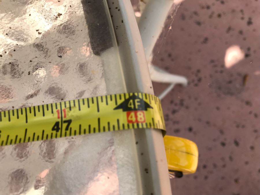 Vintage Brown Jordan Luxury Outdoor Furniture Tamiami Patio Set With 4'R Table And (4) Chairs [Photo 4]