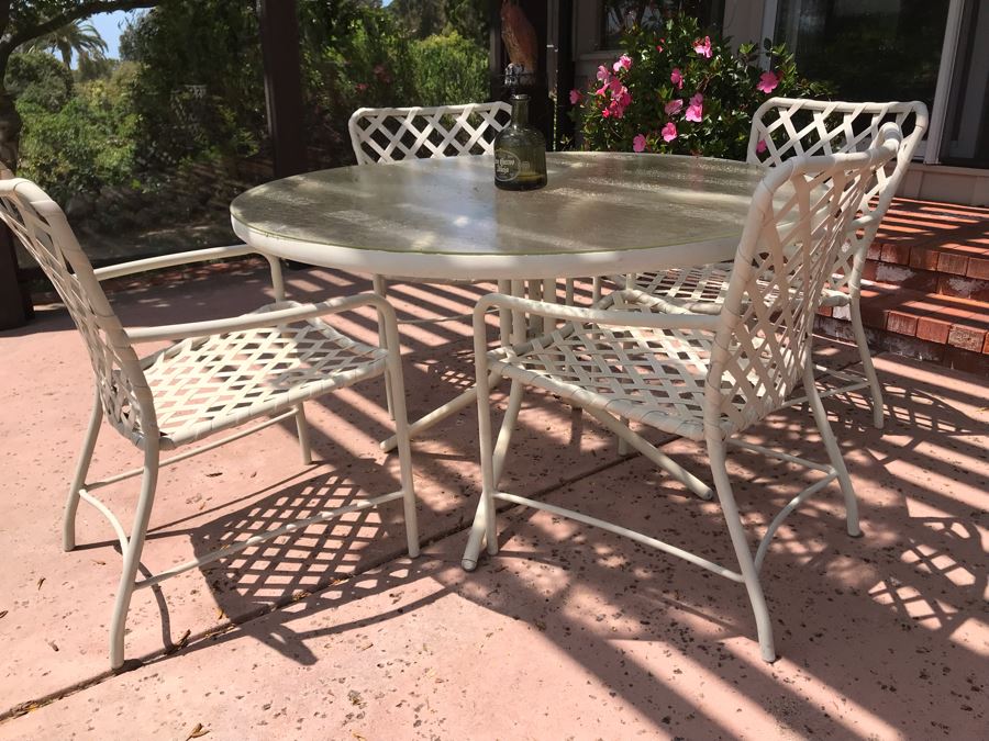 Vintage Brown Jordan Luxury Outdoor Furniture Tamiami Patio Set With 4'R Table And (4) Chairs