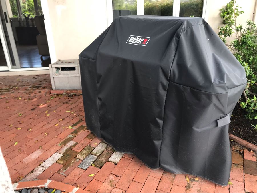 Weber Spirit Outdoor Gas Grill With Cover [Photo 3]